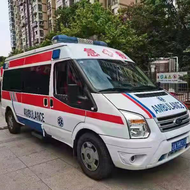 尖山长途救护车护送病人返乡